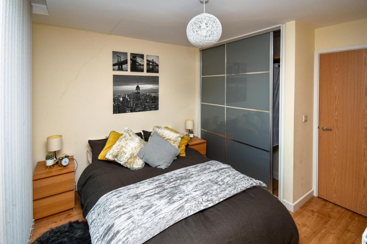 Apartmán The Hub - Spacious, Bright And Modern With Free Parking Milton Keynes Exteriér fotografie