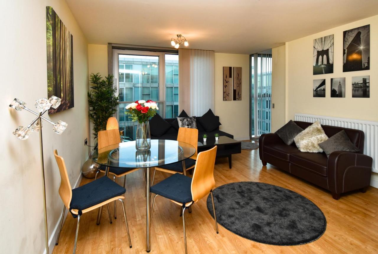 Apartmán The Hub - Spacious, Bright And Modern With Free Parking Milton Keynes Exteriér fotografie